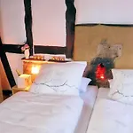 別荘 Wellness-chalet By Interhome